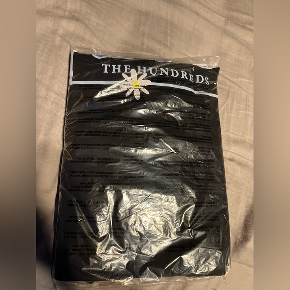 The hundreds and Lee collab t shirt - Picture 3 of 3